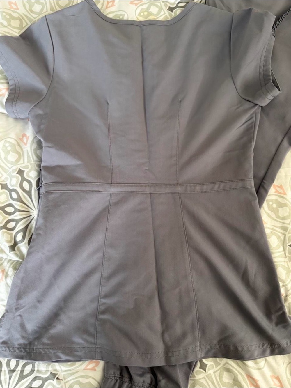 Jaanuu Grey V-Neck Scrub Top & Drawstring Jogger Pants XS - Picture 4 of 7